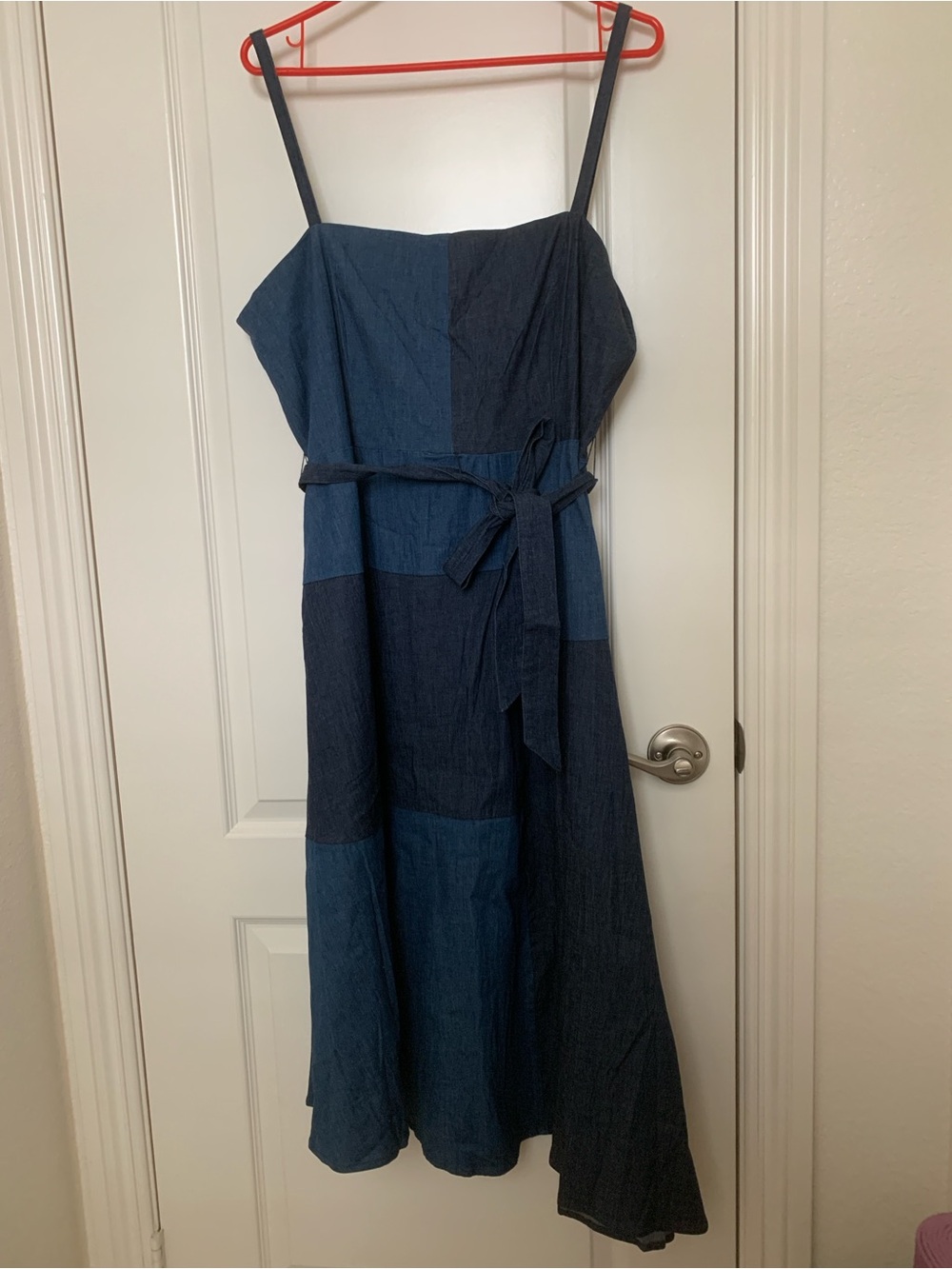 EUC DKNY Patchwork Chambray Midi Dress Size 14 Blue Tie Waist Asymmetrical Hem